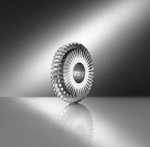 Torical cutter with extrafine pitch